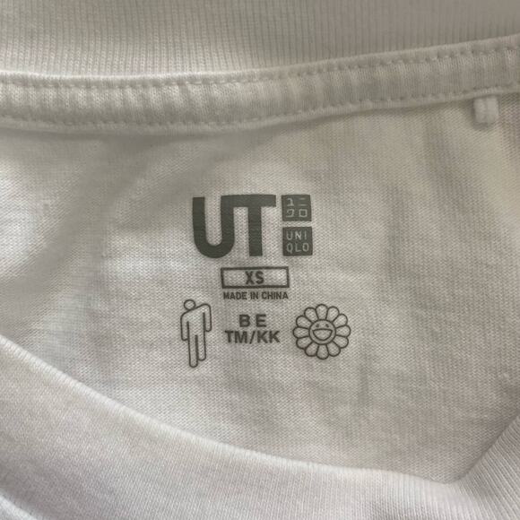 Uniqlo Billie Eilish Takashi Murakami UT White Graphic T-Shirt Size XS - Picture 5 of 7